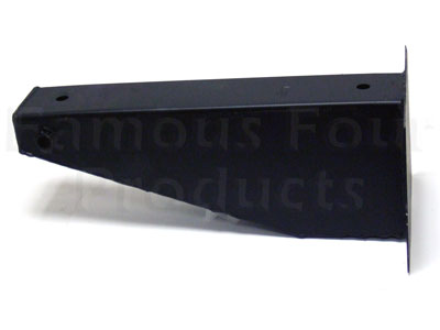 Bulkhead Outrigger