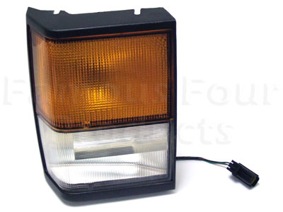 Front Indicator & Side Light Assy.