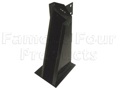 LWB Rear of Fuel Tank Outrigger