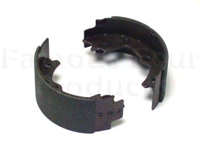 Handbrake Shoe Set
