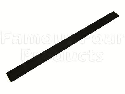 Rubber - Between Window and Lift Channel