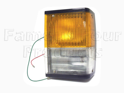 Front Indicator/Side Light Assembly