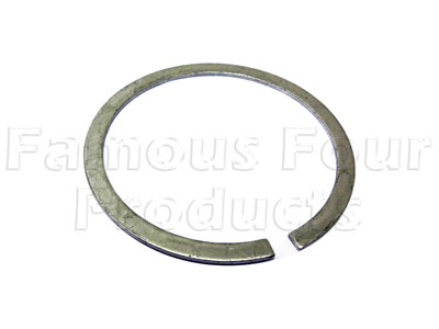 Circlip for Rear Wheel Knuckle Bush
