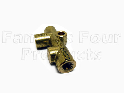Brake Pipe T Piece - Rear