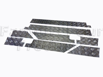 90 Chequerplate Lower Side Protector Kit