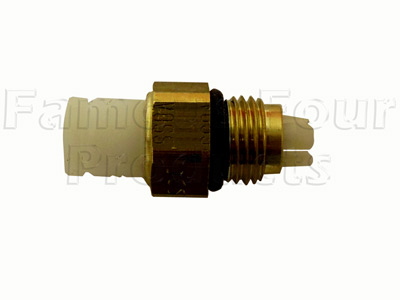 Connector - Valve Block to Pipe