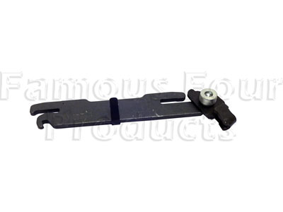 Adjusting Lever - Handbrake Cable to Drum