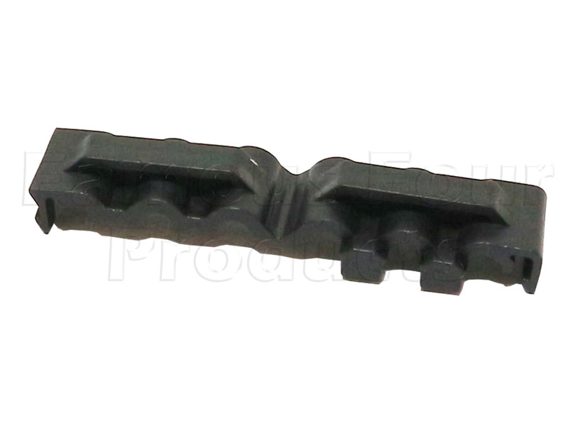 Plastic Clip for Holding Three 3/16 Brake Pipes